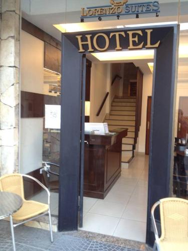 Entrance, Lorenzo Suites Hotel in Tucuman Entrance, Lorenzo Suites Hotel in Tucuman