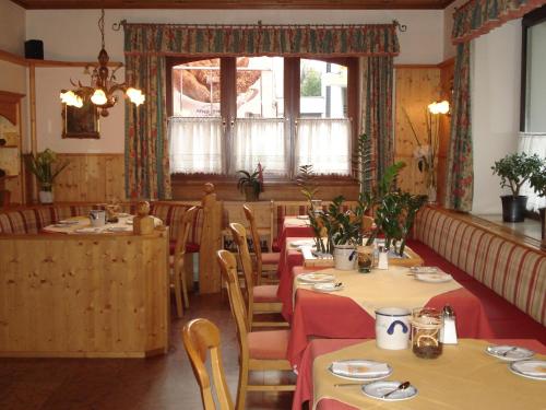 Étterem, Hotel Almtalerhof near Linzi repülőtér Étterem, Hotel Almtalerhof near Linzi repülőtér
