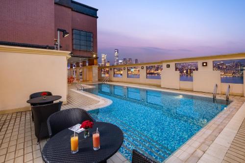 Swimming pool, Ramada Hong Kong Grand View near Ngau Tau Kok MTR Station Swimming pool, Ramada Hong Kong Grand View near Ngau Tau Kok MTR Station