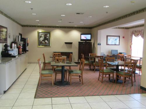 Restaurante, Days Inn by Wyndham Jefferson City in Jefferson City Restaurante, Days Inn by Wyndham Jefferson City in Jefferson City