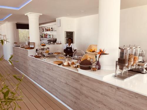 طعام و مشروبات, Capri Bougainville Luxury Boutique Hotel in اناكابري طعام و مشروبات, Capri Bougainville Luxury Boutique Hotel in اناكابري