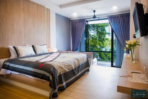 Home by the bridge Hotel in Kamphaeng Phet Home by the bridge Hotel in Kamphaeng Phet