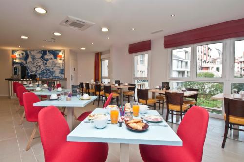Banquet hall, Residence Pierre & Vacances Premium Haguna in Biarritz Banquet hall, Residence Pierre & Vacances Premium Haguna in Biarritz