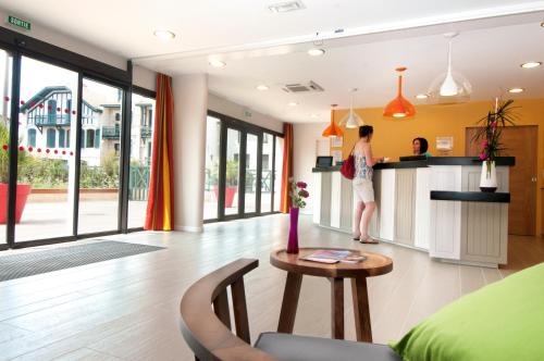 Lobby, Residence Pierre & Vacances Premium Haguna in Biarritz Lobby, Residence Pierre & Vacances Premium Haguna in Biarritz