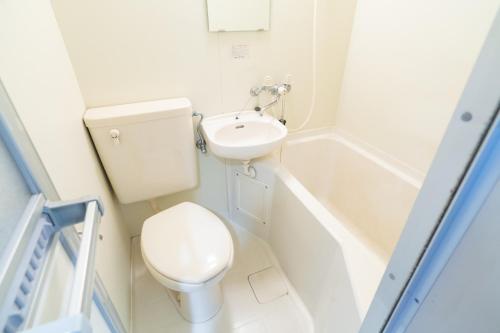 Bathroom, Dazaifu - Apartment / Vacation STAY 36932 in Dazaifu Bathroom, Dazaifu - Apartment / Vacation STAY 36932 in Dazaifu