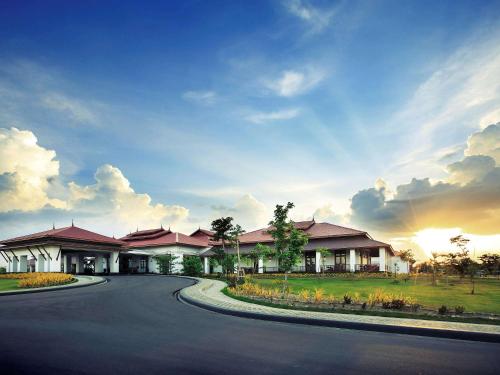 Exterior view, The Lake Garden Hotel Nay Pyi Taw - MGallery Collection in Nay Pyi Taw Exterior view, The Lake Garden Hotel Nay Pyi Taw - MGallery Collection in Nay Pyi Taw