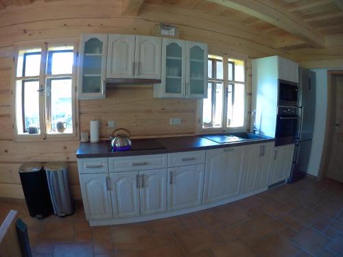 Roubenka Pod Čapím vrchem (Roubenka Pod Capim vrchem) in Vernirovice Roubenka Pod Čapím vrchem (Roubenka Pod Capim vrchem) in Vernirovice
