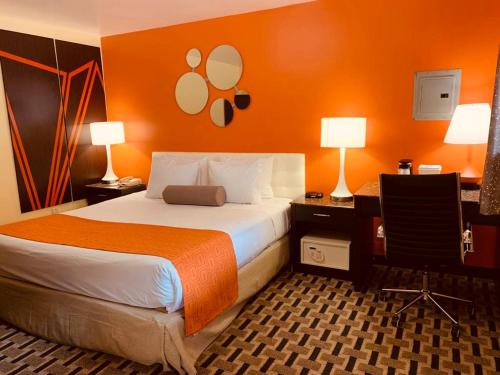 Howard Johnson by Wyndham North Bergen in North Bergen (NJ) Howard Johnson by Wyndham North Bergen in North Bergen (NJ)