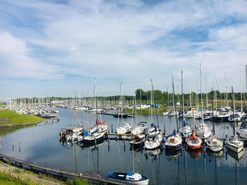 Beach House 9 in Scharendijke Beach House 9 in Scharendijke