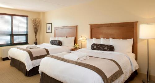 Temple Gardens Hotel & Spa in Moose Jaw (SK) Temple Gardens Hotel & Spa in Moose Jaw (SK)