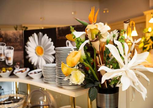 Food and beverages, Hotel Burghof in Hof Food and beverages, Hotel Burghof in Hof