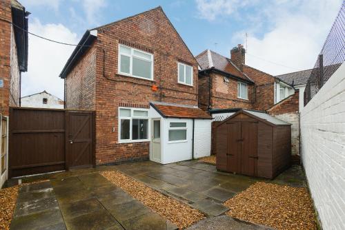 外部景觀, Cosy House in the heart of Beeston with FREE Parking and WiFi in 貝斯頓中部 外部景觀, Cosy House in the heart of Beeston with FREE Parking and WiFi in 貝斯頓中部