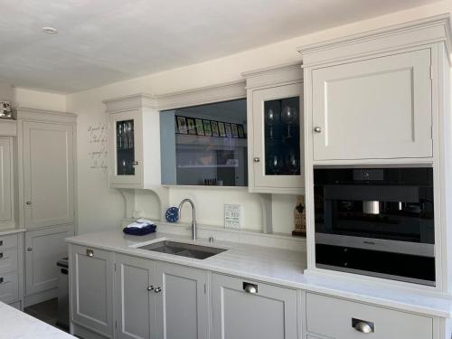Vybavení, Beautiful 7 bedroom Country House Sleeps 15 in Maresfield Vybavení, Beautiful 7 bedroom Country House Sleeps 15 in Maresfield