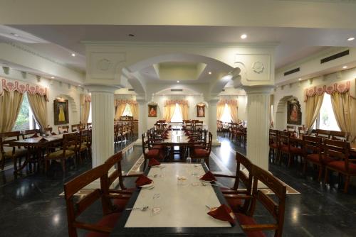 食べ物/飲み物, ヘリテージ リゾート ビーカーネール (Heritage Resort Bikaner) in ラジャスターン 食べ物/飲み物, ヘリテージ リゾート ビーカーネール (Heritage Resort Bikaner) in ラジャスターン