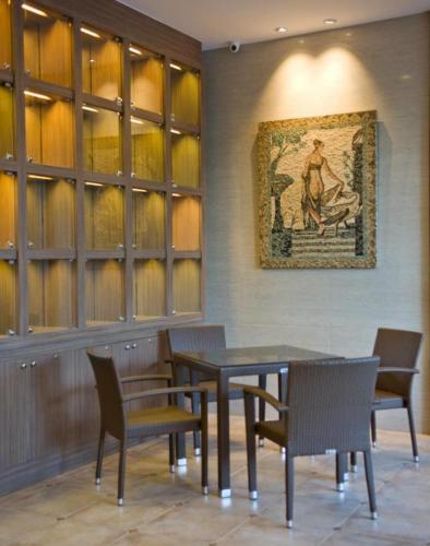 Facilities, D'Hotel and Suites in Dipolog Facilities, D'Hotel and Suites in Dipolog
