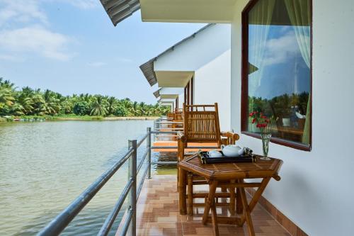 Mekong Garden Bungalows in Tra Vinh Mekong Garden Bungalows in Tra Vinh