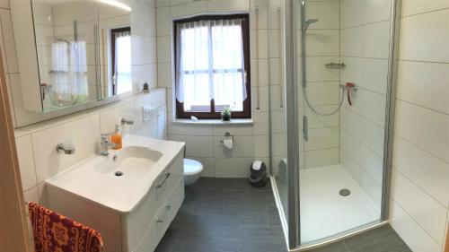 Bathroom, Ferienwohnung Heymann in Bertsdorf-Hornitz Bathroom, Ferienwohnung Heymann in Bertsdorf-Hornitz
