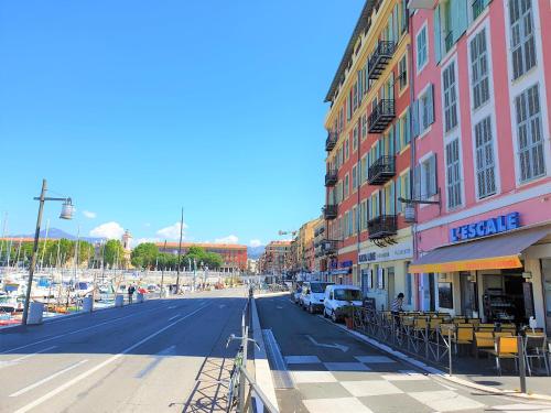 Facilities, LE 43 NICE PORT in Other Facilities, LE 43 NICE PORT in Other