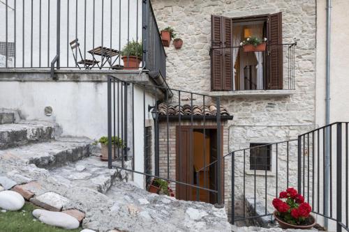 La casa in pietra in Villa Santa Maria La casa in pietra in Villa Santa Maria