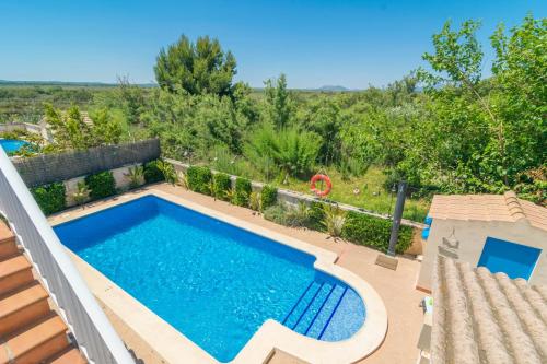 This photo about Can Content shared on HyHotel.com