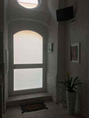 Entrance, Bed & Breakfast Piazza Matteotti in Stornara Entrance, Bed & Breakfast Piazza Matteotti in Stornara
