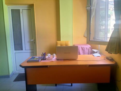 Hotel MIRAGE GUEST HOUSE AND HOSTELS