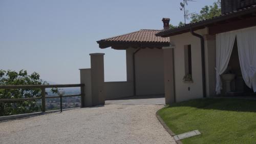 B&B CORTE SANT'ANGELO in Passirano B&B CORTE SANT'ANGELO in Passirano