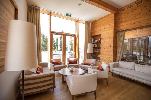 Пъб/Фоайе, NIDUM - Casual Luxury Hotel in Seefeld Пъб/Фоайе, NIDUM - Casual Luxury Hotel in Seefeld