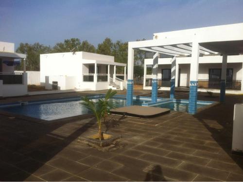 游泳池, Bungalow Thaï vip jacuzzi interne (Bungalow Thai vip jacuzzi interne) in 加帕罗尔 游泳池, Bungalow Thaï vip jacuzzi interne (Bungalow Thai vip jacuzzi interne) in 加帕罗尔