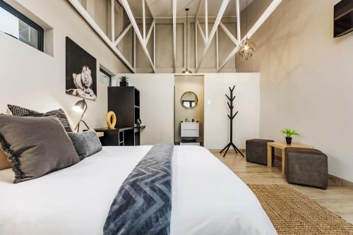 15 Port Elizabeth Country Getaway Deer Park estate15 in Theescombe AH 15 Port Elizabeth Country Getaway Deer Park estate15 in Theescombe AH