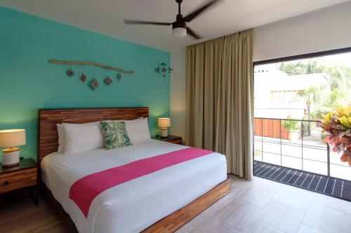 This photo about San Tropico Petit Hotel & Peaceful Escape shared on HyHotel.com