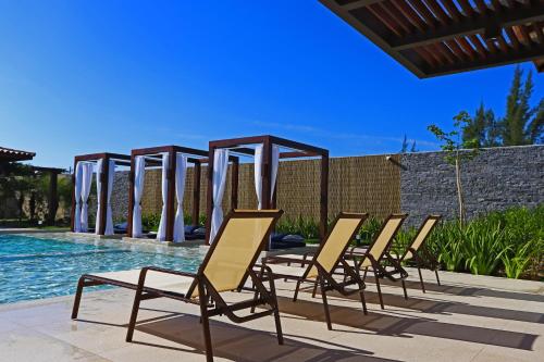 Svømmebasseng, Hotel Aretê (Hotel Arete) in Praia Baia Formosa Svømmebasseng, Hotel Aretê (Hotel Arete) in Praia Baia Formosa
