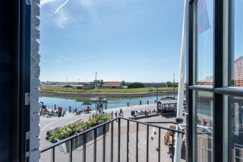 Balcony/terrace, Boutique Hotel Zeeuws-Meisje in Zierikzee binnen de vesten Balcony/terrace, Boutique Hotel Zeeuws-Meisje in Zierikzee binnen de vesten