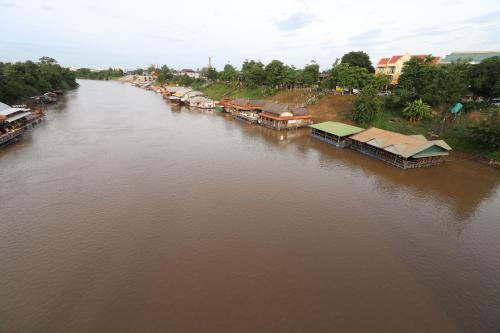 Nearby attraction, Little Jasmine by the River in Wat Chan Nearby attraction, Little Jasmine by the River in Wat Chan