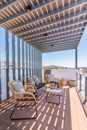 parveke/terassi, Onar Hotel & Suites in Tinos parveke/terassi, Onar Hotel & Suites in Tinos