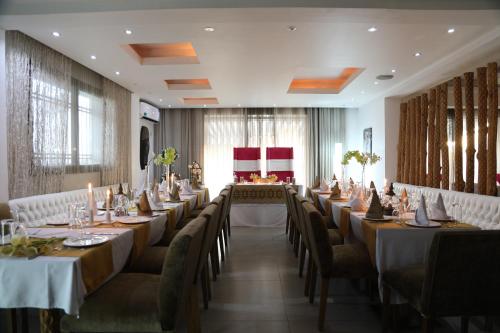 Pub/lounge, The Swiss Hotel Freetown in Freetown Pub/lounge, The Swiss Hotel Freetown in Freetown