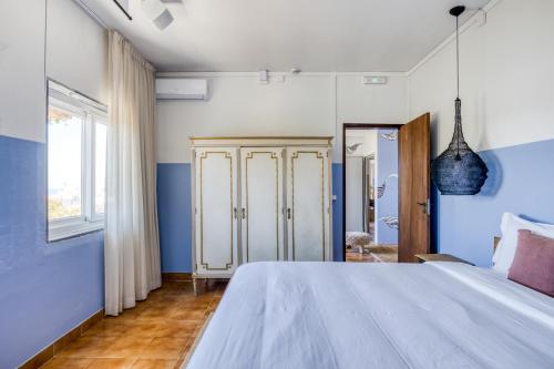 This photo about Selina Milfontes shared on HyHotel.com