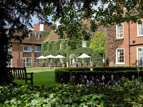 Fasiliteter, Bush Hotel Farnham in Farnham Fasiliteter, Bush Hotel Farnham in Farnham