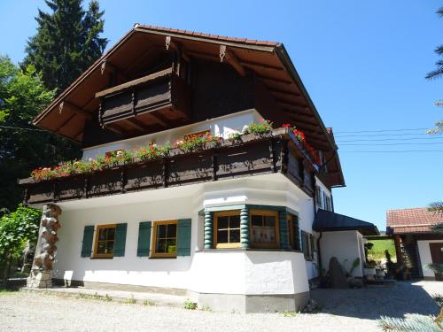 Exterior view, Villa im Wald in Rosshaupten Exterior view, Villa im Wald in Rosshaupten