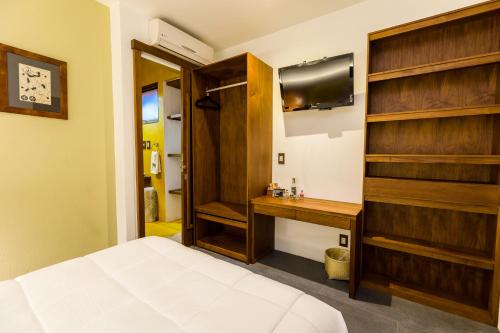 This photo about Hotel Oaxaca Inn Centro shared on HyHotel.com