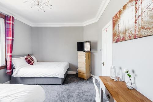 This photo about Wee White House shared on HyHotel.com