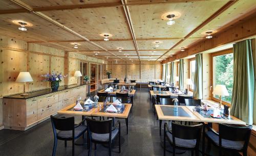 مطعم, Hotel Stoffel - adults only in Arosa مطعم, Hotel Stoffel - adults only in Arosa