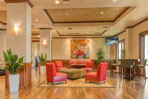 MCM Elegante Hotel and Suites – Dallas Dallas