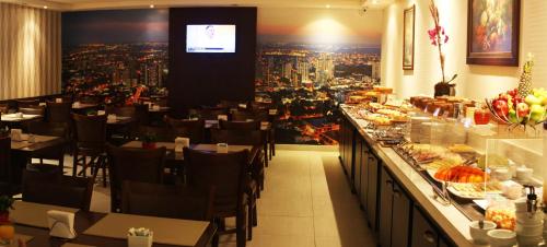 Comida y bebida, Hotel D'Luca in Cuiaba City Center Comida y bebida, Hotel D'Luca in Cuiaba City Center