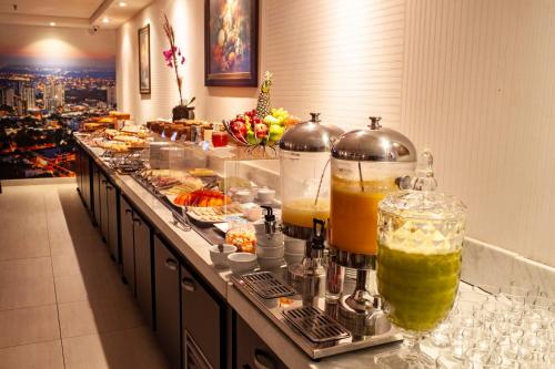 Comida y bebida, Hotel D'Luca in Cuiaba City Center Comida y bebida, Hotel D'Luca in Cuiaba City Center