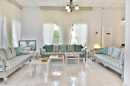 ล็อบบี้, Acrotel Elea Beach in ชาลคิดีคี ล็อบบี้, Acrotel Elea Beach in ชาลคิดีคี