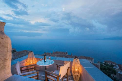 Balkon/terasa, Casa Rodanthi - Luxury Castle Residence in Monemvassia Balkon/terasa, Casa Rodanthi - Luxury Castle Residence in Monemvassia
