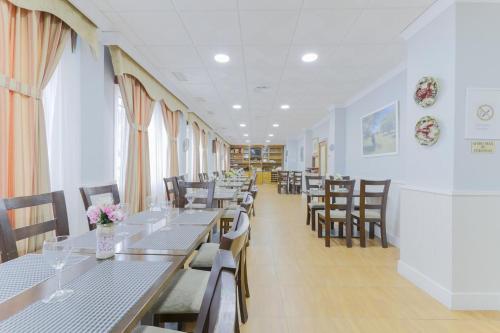 Restaurant, HOTEL RESTAURANTE MOYA in Monesterio Restaurant, HOTEL RESTAURANTE MOYA in Monesterio