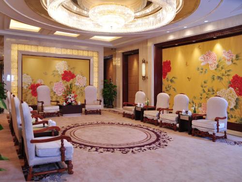 Business Center, Jinling Purple Mountain Hotel Shanghai in Shanghai Business Center, Jinling Purple Mountain Hotel Shanghai in Shanghai