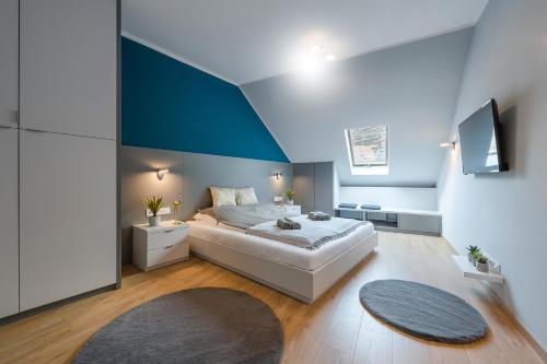 High End Suite Klauzal with AC - for cooling